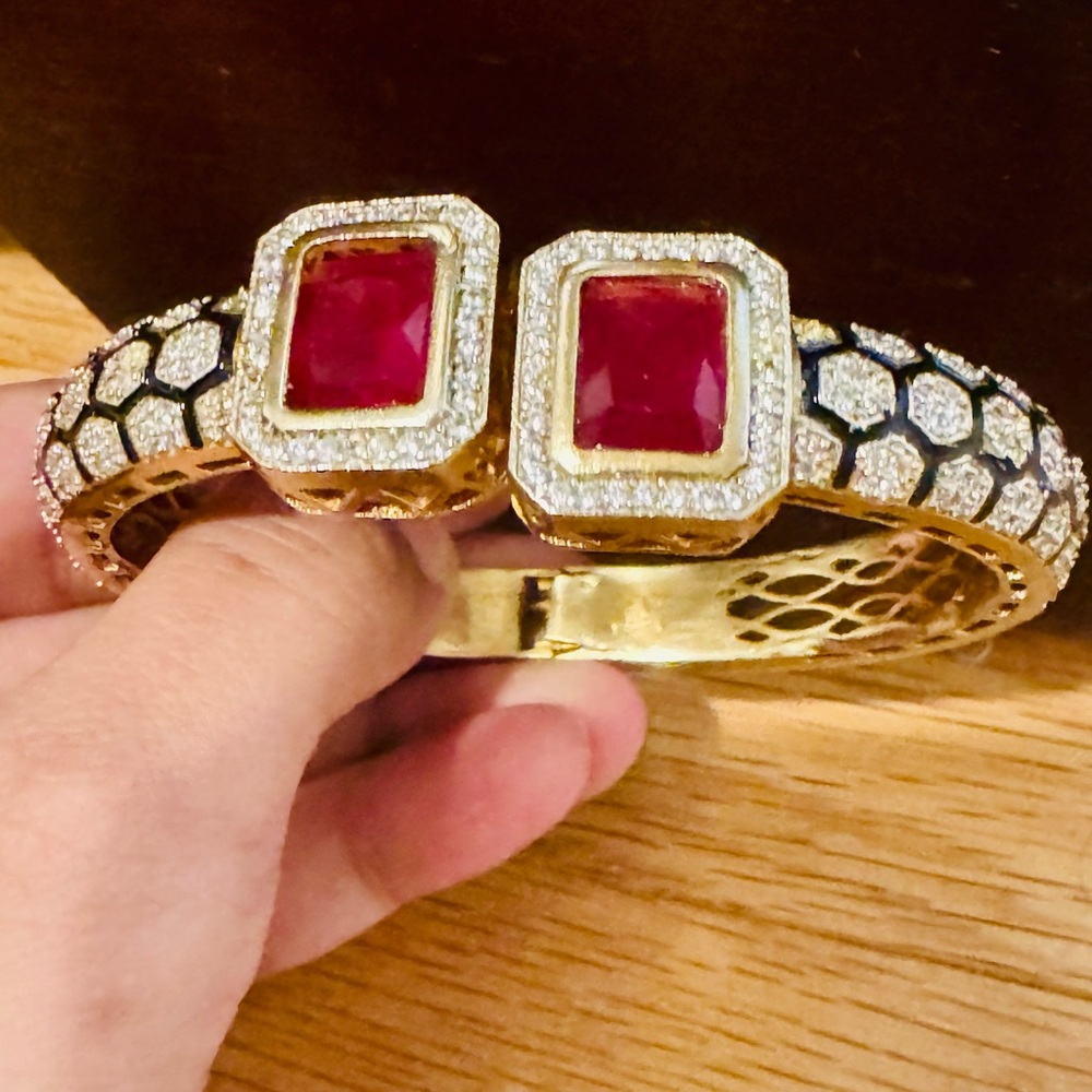Elegant Gold and Red Gemstone Bracelet
